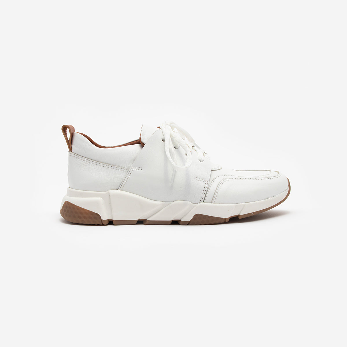 AGNES ALL WHITE